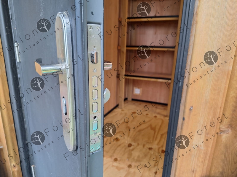 Shipping Container Office/Workshop Conversion - Refubished - Image 10